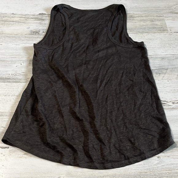 Vince Split Neck Linen Tank Size XS - Picture 5 of 9